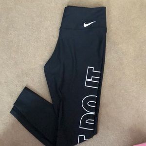 Nike dri-fit leggings